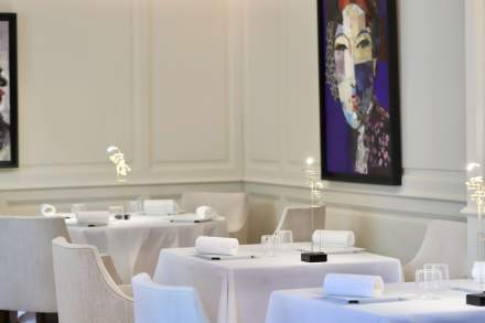 Intérieur restaurant, La Villa Archange Restaurant Gastronomique proche Cannes Restaurant étoilé Cannes